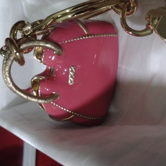 COLE HAAN Spotlight Enamel Pink 🩷 Weighted Keychain NWT - Picture 8 of 8